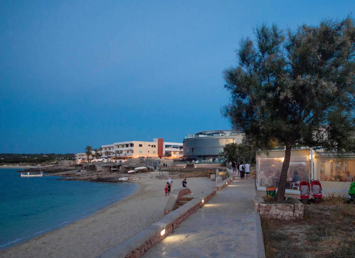 Roquetes Rooms - Formentera Break Es Pujols Eksteriør billede